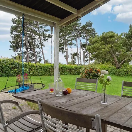 2 Bedroom Awesome In Samso Dom wakacyjny Kolby Kås
